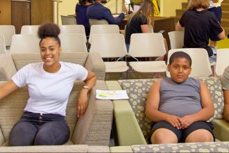 Sye'arra Dewey (PCI freshmen) with her family at orientation