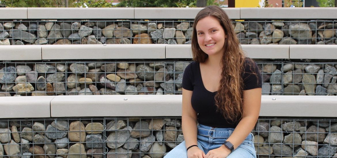Amanda Yannarella, a Biomedical Engineering major, was a student leader this summer in the First-Year Connection: Volunteerism Program.