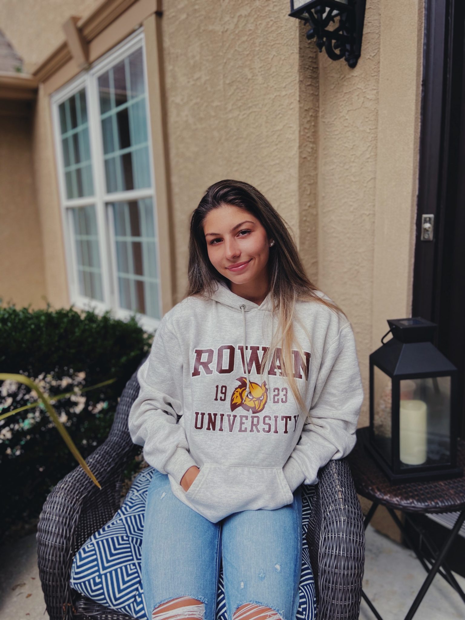 Breaking: Esposito Et Al. Score Major Victory Against Cellco - xk8qf1j